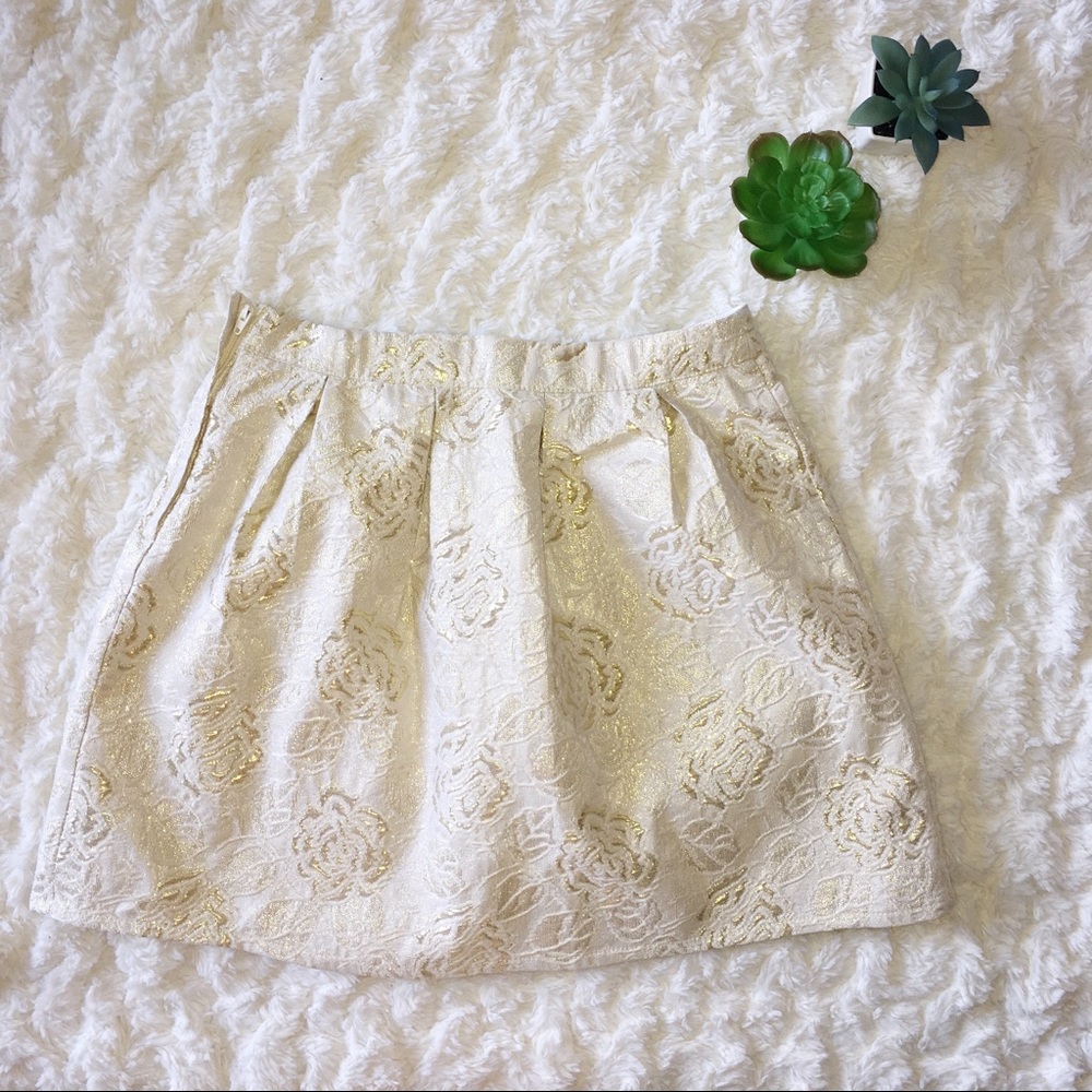 5/$25 Children’s Place Gold and Cream Skirt